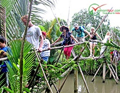 Cai Be Floating Market